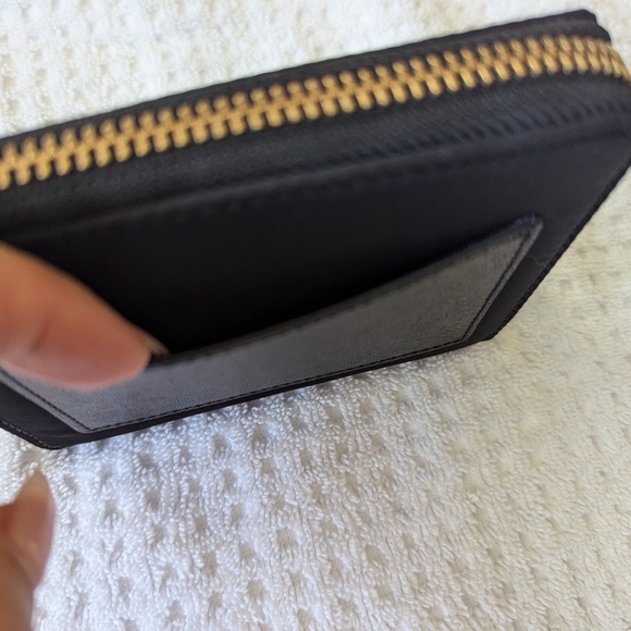 Kate Spade New York Wallet Black Darcy Darci Wilson Road Zip Around Billfold - Picture 9 of 15